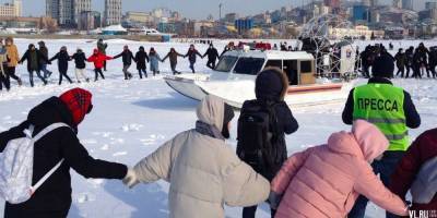 Владимир Путин - Алексей Навальный - Хороводы на льду и жестокие разгоны. В России стартовали акции в поддержку Навального - nv.ua - Москва - Россия - Санкт-Петербург - Якутск - Иркутск - Хабаровск - Владивосток - Петропавловск-Камчатский