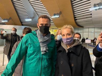 Юлия Навальная - Юлия Навальная опубликовала пост в поддержку мужа и его брата - znak.com - Москва