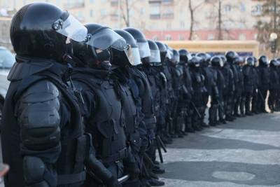 В Челябинске завершается акция протеста: силовики разогнали участников - znak.com - Челябинск