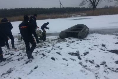 В Полтавской области спасатели достали из реки тела утонувших матери и дочери (фото) - newsone.ua - Украина - Черкасская обл. - Полтавская обл. - Гсчс