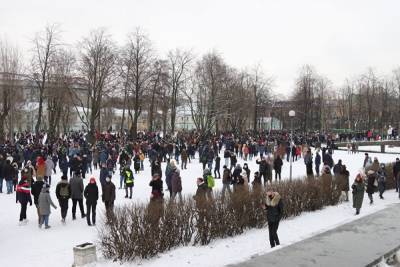Алексей Навальный - В Петербурге объявлено об окончании митинга-шествия, но людей продолжают задерживать - znak.com - Санкт-Петербург