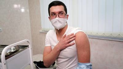 Михаил Мурашко - Ирина Шестакова - Инфекционист назвала сроки улучшения ситуации с коронавирусом в мире - iz.ru - Израиль