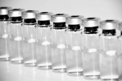 Власти США рассматривают варианты ускорения вакцинации от СОVID-19 - politros.com - США