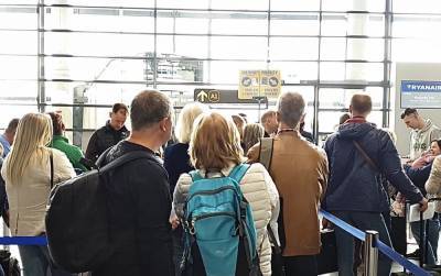 Главное за ночь: МОЗ обновило список "красных" стран, подорожание электроэнергии, необычная услуга от "Укртелекома", повышение страхового стажа - akcenty.com.ua - Англия