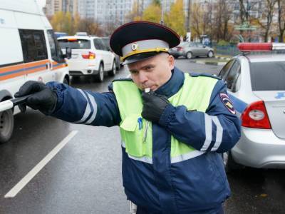 «На снижение аварийности это не влияет»: с российских водителей взыскали 13 миллиардов штрафов - bloknot.ru
