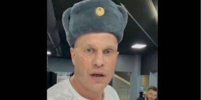 Илья Кива - Кива обратился к маме и послал на*уй сторонников декоммунизации — видео - nv.ua
