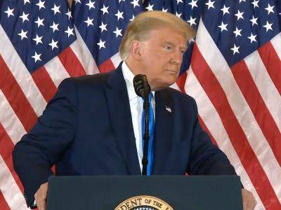 Дональд Трамп - Дэвид Пердью - Брэд Раффенспергер - Трамп попросил госсекретаря Джорджии "найти" недостающие голоса в его поддержку - kasparov.ru - США - Washington - шт. Джорджия