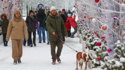 Николай Малышев - Россиянам порекомендовали гулять в парках и отказаться от дальних поездок - mir24.tv