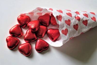 Кардиологи назвали единственную сладость, которая лечит сердце - lenta.ua