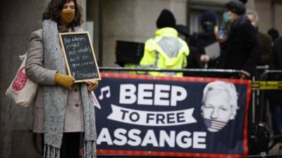 Джулиан Ассанж - Суд в Лондоне поддержал основателя Wikileaks Джулиана Ассанжа - svoboda.org - США - Англия - Лондон