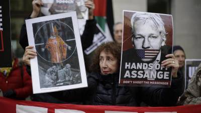 Джулиан Ассанж - Ассанжа не экстрадируют в США из-за риска самоубийства - ru.euronews.com - США - Англия - Лондон - Германия - Испания
