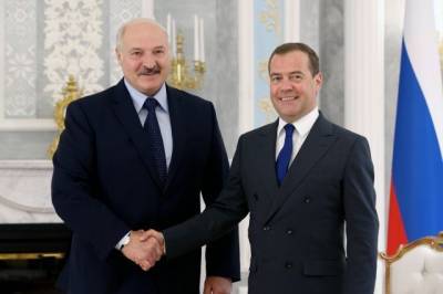 Владимир Путин - Дмитрий Медведев - Александр Лукашенко - Лукашенко и Медведев обсудили вопросы взаимного сотрудничества - aif.ru - Москва - Белоруссия - Минск