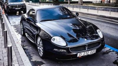 В Киеве заметили Maseratti с дипномерами Красного Креста: фото - news.bigmir.net - Киев