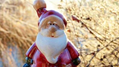 Дед Мороз - Пьяный Дед Мороз сел за руль и попал в поле зрения омских правоохранителей - newinform.com