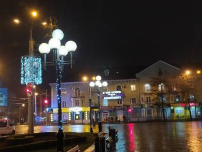 Главное за ночь: отмена локдауна, закрытие границ, пенсии в январе, запрет продажи в магазинах, циклон накроет Украину - ukrainianwall.com