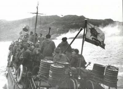В этот день в 1942 году краснофлотский десант захватил Евпаторию после внезапной высадки - argumenti.ru - Евпатория
