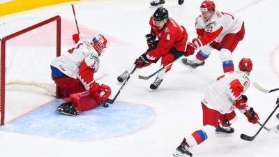 Владимир Плющев - Ярослав Аскаров - Плющев считает, что вся команда молодёжной сборной России провалила матч с Канадой - russian.rt.com - Канада