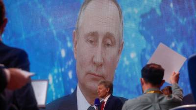Владимир Путин - Дмитрий Песков - Владимир Соловьев - Песков рассказал о работе Путина с перерывами на «человеческую жизнь» - gazeta.ru