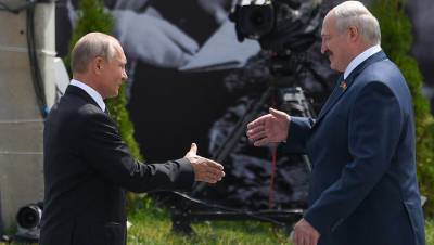 Владимир Путин - Александр Лукашенко - Лукашенко заявил, что его и Путина «намертво» загнали в одну команду - gazeta.ru - Белоруссия - Минск