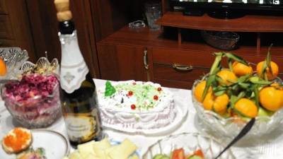 Марият Мухина - Диетолог рассказала, как вернуться к режиму питания после праздников - russian.rt.com