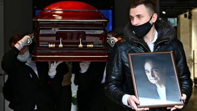 Владимир Коренев - Звезду «Человека-амфибии» Владимира Коренева похоронили в Москве - gazeta.ru - Москва - Севастополь