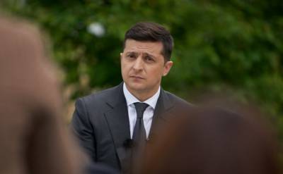 Владимир Зеленский - Виктор Андрусив - Эксперт: 2021 год пройдет для Зеленского под флагом выживания - news-front.info - Украина