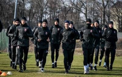 Заря без легионеров вышла из отпуска - korrespondent.net - Турция