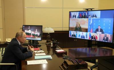 Владимир Путин - Александр Цыбульский - Путин предложил заменить продуктовые наборы в малокомплектных школах на деньги – Учительская газета - ug.ru - Архангельская обл.