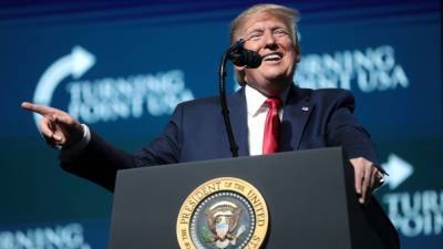 Дональд Трамп - Майкл Пенс - Трамп заявил о возможности Пенса пересмотреть результаты голосования - polit.info - США
