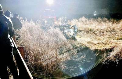 Близ Днепра школьники на квадроцикле слетели с моста и утонули в реке - news.bigmir.net - район Днепровский