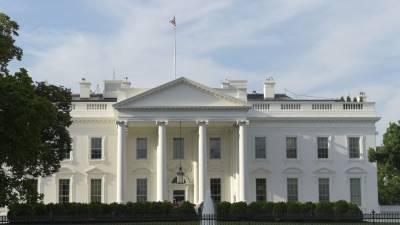 Дональд Трамп - Трамп запретил трансакции с несколькими китайскими приложениями - golos-ameriki.ru - США