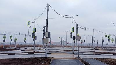 Перекресток в Ростове-на-Дону оборудовали 32 светофорами. - riafan.ru - Ростов-На-Дону