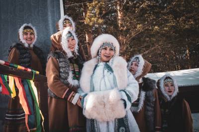 В Улан-Удэ покажут спектакль по древнему бурятскому эпосу - nazaccent.ru - Москва - Улан-Удэ