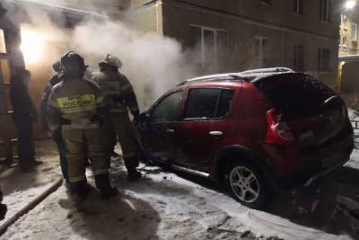 Еще один автомобиль cгорел ночью в Костроме - kostroma.mk.ru - Кострома