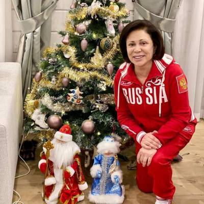 Ирина Роднина - Ирина Роднина отреагировала на оскорбительный баннер финского болельщика на хоккейном матче - actualnews.org