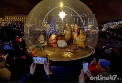 Рождество Христово - Фоторепортаж: Православные христиане встречают Рождество Христово - online47.ru - Санкт-Петербург