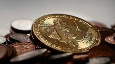 Биткоин впервые в истории подорожал до 37 тысяч долларов - riafan.ru - Москва