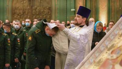 Сергей Шойгу - Александр Невский - Праздничные богослужения прошли на военных базах за рубежом - vesti.ru - Киргизия - Таджикистан
