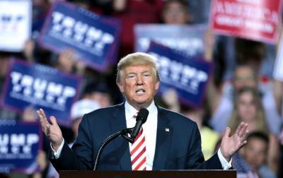 Дональд Трамп - Майк Пенс - Демократы просят Пенса принять меры для отстранения Трампа - rbc.ua - США