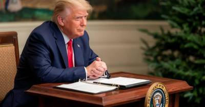 Дональд Трамп - Майк Пенс - Республиканцы хотят отстранить Трампа из-за протеста его сторонников - ren.tv - США - Вашингтон