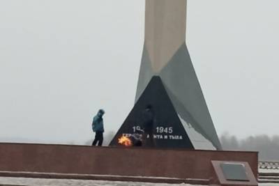 Иван Купала - Дети плясали на Вечном огне в Энгельсе: в соцсетях их оправдывают - saratov.mk.ru
