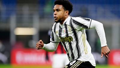 Маккенни стал первым представителем США, который забил в ворота Милана - sportarena.com - США