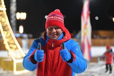 Дмитрий Губерниев - Губерниев назвал причину массового снятия российских биатлонистов с турнира - lenta.ru
