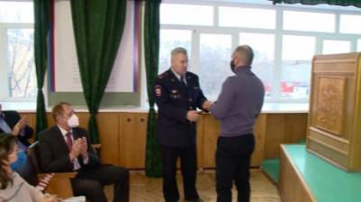 Пензенец вернул пенсионерке сумку с 80 000 рублей и документами - penzainform.ru - Азербайджан - Пенза