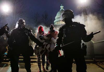 Дональд Трамп - Ангела Меркель - Джеймс Картер - Джордж Буш - Мир в шоке от происходящего в США - tvc.ru - США - Вашингтон - Пекин