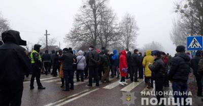 Люди перекрыли международную трассу на Харьковщине, протестуя против высоких тарифов - dsnews.ua - Харьковская обл. - Полтавская обл.