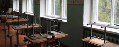 Евгений Куйвашев - В Свердловской области школьники вернутся к очной форме обучения - runews24.ru - Свердловская обл.