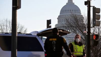 Дональд Трамп - ФБР попросило граждан помочь установить участников штурма Капитолия - russian.rt.com - США - Вашингтон