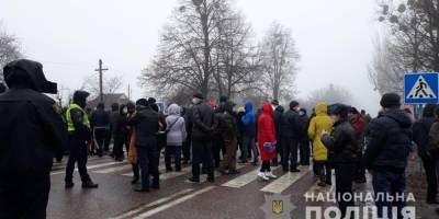 В Харьковской области люди перекрыли трассу из-за повышения тарифов на газ - nv.ua - Киев - Харьковская обл. - Харьков