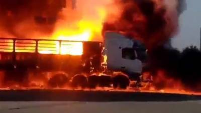 Взрыв уничтожил грузовик на границе Сирии и Иордании - riafan.ru - Сирия - Дамаск - Иордания